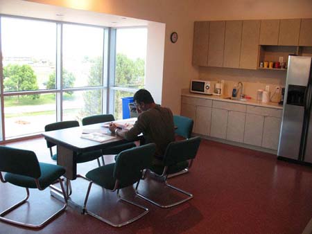 24-DMC-3Fl-Breakroom